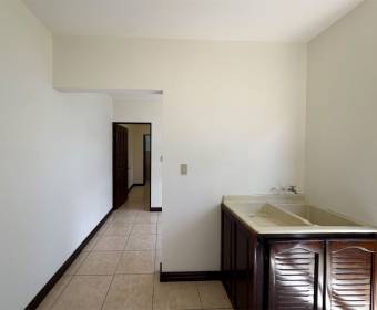 Casa de 1 planta a la venta en condominio en Río Oro de Santa Ana