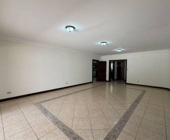 Casa de 1 planta a la venta en condominio en Río Oro de Santa Ana