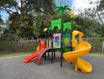 ALQUILER CASA ESQUINERA RIO ORO PIEDADES