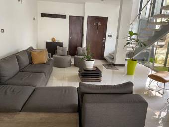 Venta casa 3 hab con amplio patio y excelente distribución #24-119 GS