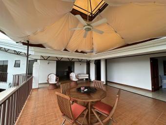 Venta casa con piscina, ascensor y gran lote en residencial privado #25-91 GS