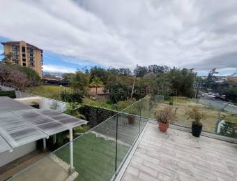 CASA CONTEMPORANEA EN ALQUILER BELLO HORIZONTE DE ESCAZU