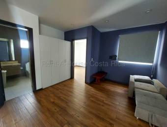 CASA CONTEMPORANEA EN ALQUILER BELLO HORIZONTE DE ESCAZU