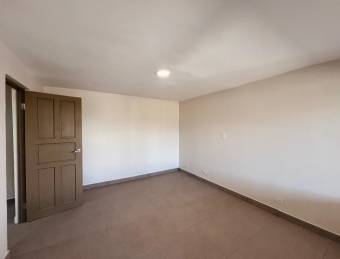 Se alquila apartamento en Escazú San Rafael 26-1294