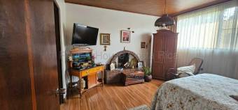 MLS-26-1827 LS VENTA CASA CON APARTAMENO LA UNION CARTAGO CONTACTENOS AL # 86127562 