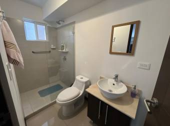 Alquiler de Apartamento Amueblado en Cipreses de Granadilla-Curridabat.