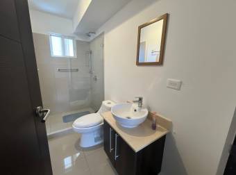 Alquiler de Apartamento Amueblado en Cipreses de Granadilla-Curridabat.