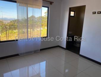 Se alquila apartamento en Ulloa Heredia 26-1432