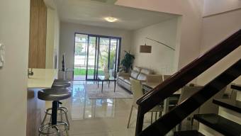 Se alquila casa en Ulloa Heredia 26-1810