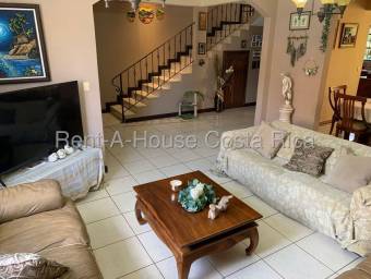 Venta de Casa en Vásquez Coronado-San Isidro. RAH 26-1483 Venta de Casa en Vásquez Coronado-San Isidro. RAH 26-1483