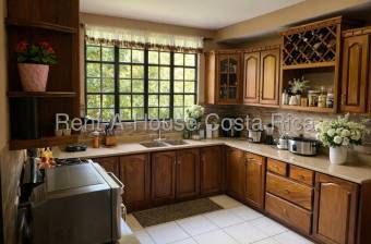 Venta de Casa en Vásquez Coronado-San Isidro. RAH 26-1483 Venta de Casa en Vásquez Coronado-San Isidro. RAH 26-1483