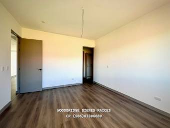 Santa Ana casa nueva en venta $895.000