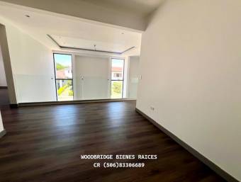 Santa Ana casa nueva en venta $895.000
