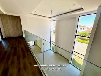 Santa Ana casa nueva en venta $895.000