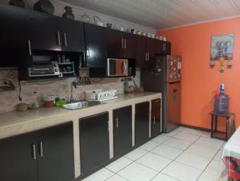 Venta de Casa en Heredia. RAH 26-738