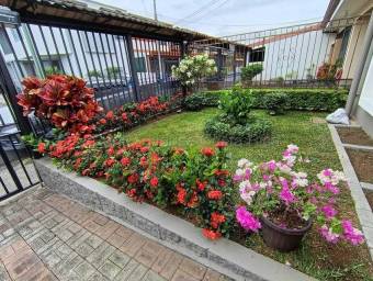 Alquiler de Casa en Ulloa-Heredia. RAH 26-1833