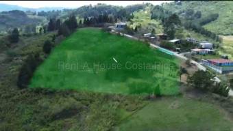 Gran terreno para desarrollo de camping o glamping entre otros