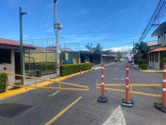 Alquiler de Casa en Ulloa-Heredia. RAH 26-1833