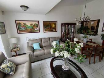 Alquiler de Casa en Ulloa-Heredia. RAH 26-1833