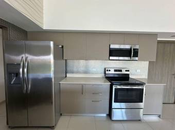 Alquiler de Apartamento en Rohrmoser, San José.