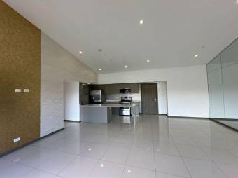 Alquiler de Apartamento en Rohrmoser, San José.