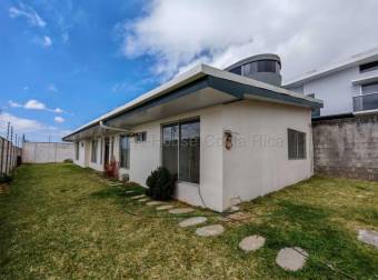 Apartamento Alquiler San Isidro, Heredia  #26-1621