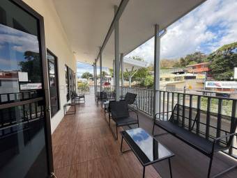 Local comercial moderno con gran visibilidad en Heredia Belén listo para estrenar #26-1840 GS
