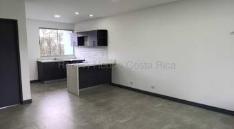 Moderna casa con vista a montañas en condominio en La Unión Cartago #26-1817 GS