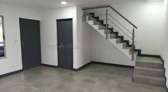 Moderna casa con vista a montañas en condominio en La Unión Cartago #26-1817 GS