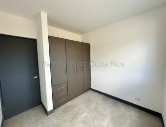 Moderna casa con vista a montañas en condominio en La Unión Cartago #26-1817 GS
