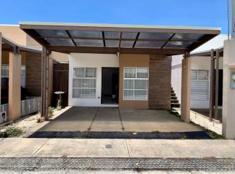 CASA EN ALQUILER CODOMINIO EXCLUSIVO CARTAGO