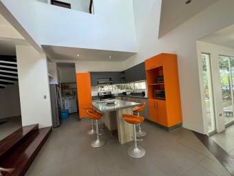 Alquiler de Casa en Mora-Colón. RAH 25-290