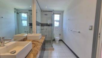 VENTA CASA EN ZONA EXCLUSIVA DE SANTA ANA