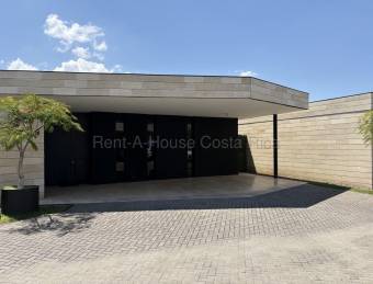 ALQUILER ESPECTACULAR CASA MODERNA POZOS DE SANTA ANA