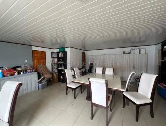 AMPLIA CASA EN ALQUILER SAN ANTONIO DE ESCAZU