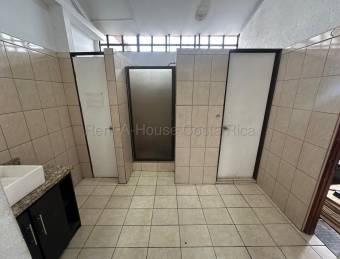 AMPLIA CASA EN ALQUILER SAN ANTONIO DE ESCAZU