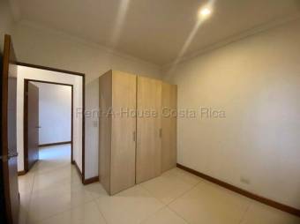 Venta casa moderna 4 habitaciones con jardín y techos altos #26-1834 GS