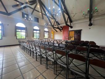 Edificio comercial icónico en Heredia con alto potencial y ubicación estratégica #26-745 GS