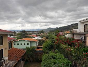 Casa dúplex con doble seguridad y ubicación premium en Escazú San Rafael #26-1844 GS