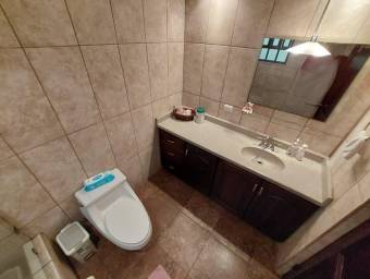 Venta de Casa en San Miguel de Santo Domingo, Heredia.