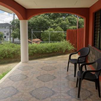 Venta de Casa en San Isidro de Heredia.