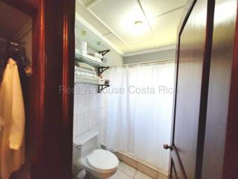 Venta de Casa en Uruca-San José. RAH 26-1822