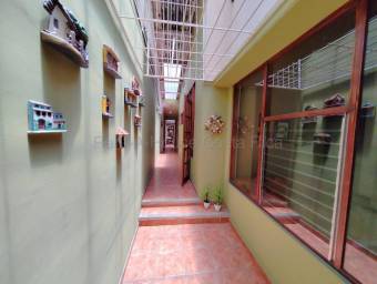 Venta de Casa en Uruca-San José. RAH 26-1822