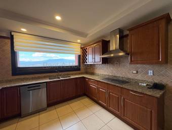 ALQUILER APARTAMENTO CONDO GOLDEN HILL ESCAZU