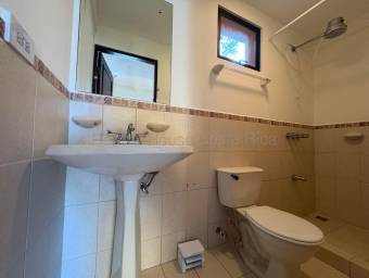 ALQUILER APARTAMENTO CONDO GOLDEN HILL ESCAZU