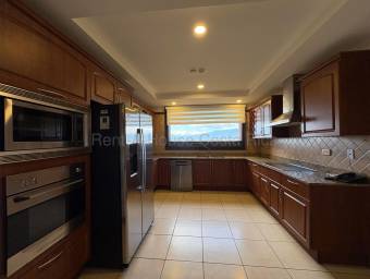 ALQUILER APARTAMENTO CONDO GOLDEN HILL ESCAZU