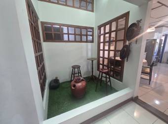 ALQUILER DE CASA AMUEBLADA EN BARRIO LA TRINIDAD, ALAJUELA