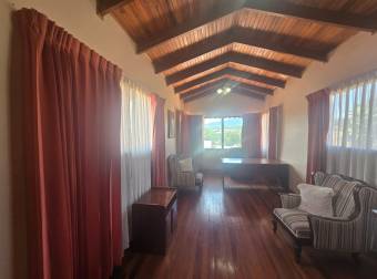 ALQUILER DE CASA AMUEBLADA EN BARRIO LA TRINIDAD, ALAJUELA