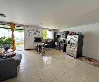 House for sale in Vista Las Flores Condominium in San Francisco de Heredia