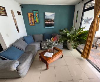 House for sale in Vista Las Flores Condominium in San Francisco de Heredia